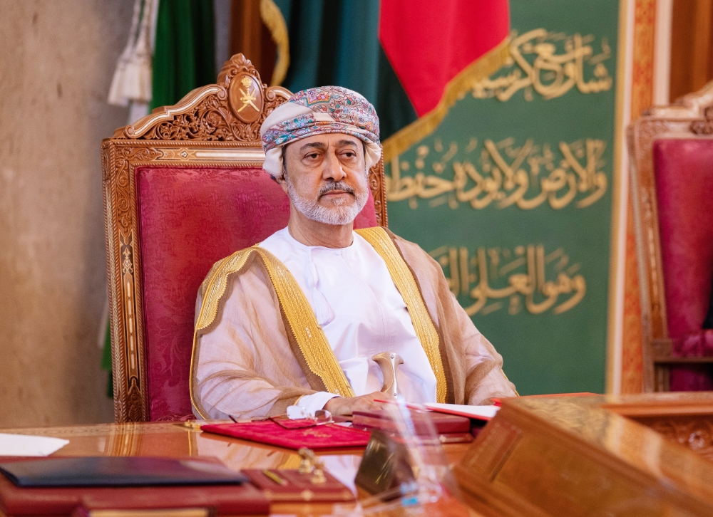 His Majesty presides over Council of Ministers meeting - Oman Observer