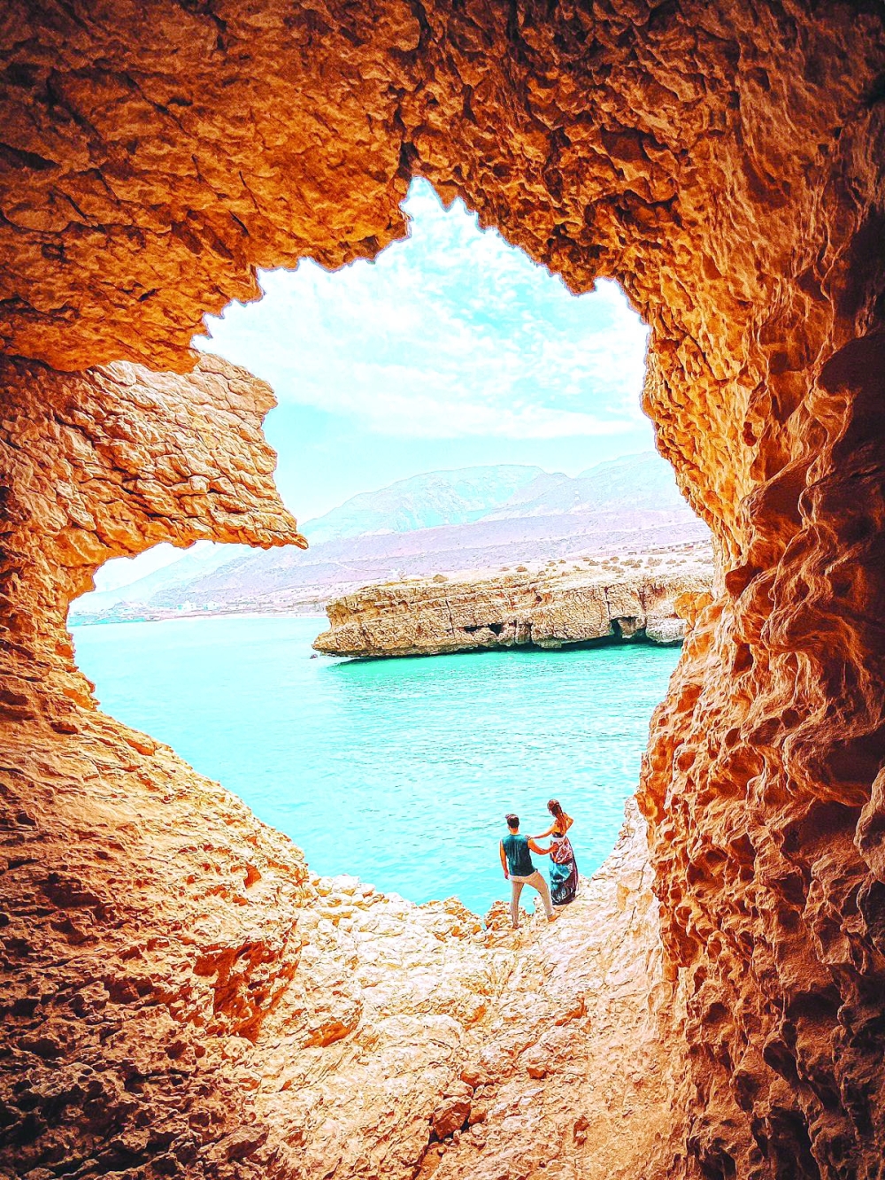 The Surprising Lovers Cave of Fins - Oman Observer