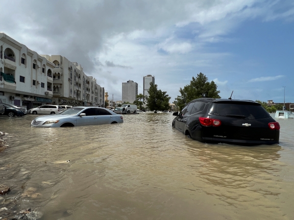 Rare heavy rains and flooding hit several Gulf countries - Oman Observer