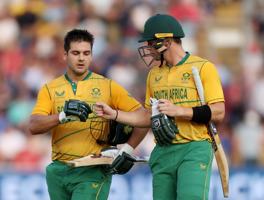 Rossouw and Shami star as South Africa level T20 series against England ...