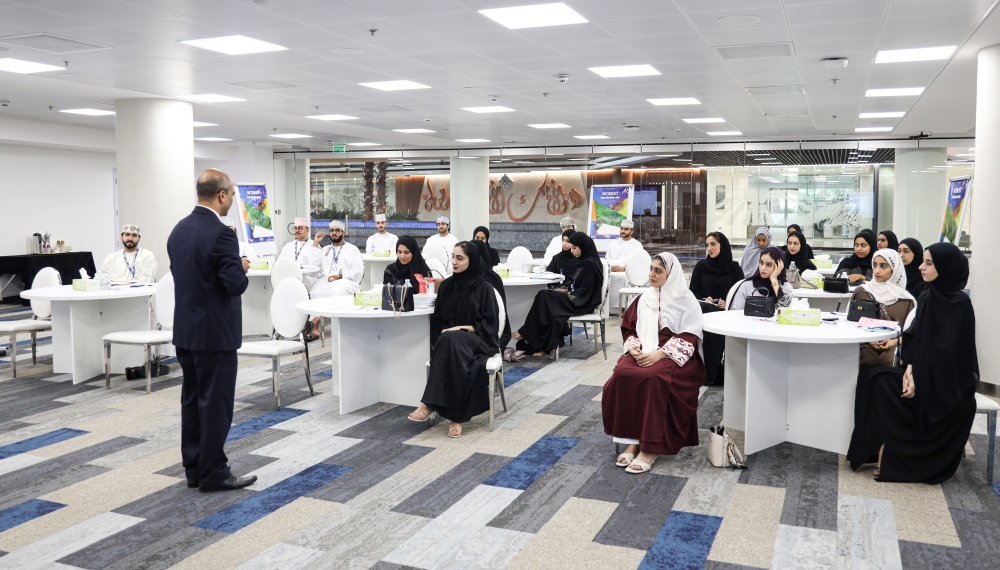 NBO Welcomes New Batch Of Young Omani Interns - Oman Observer