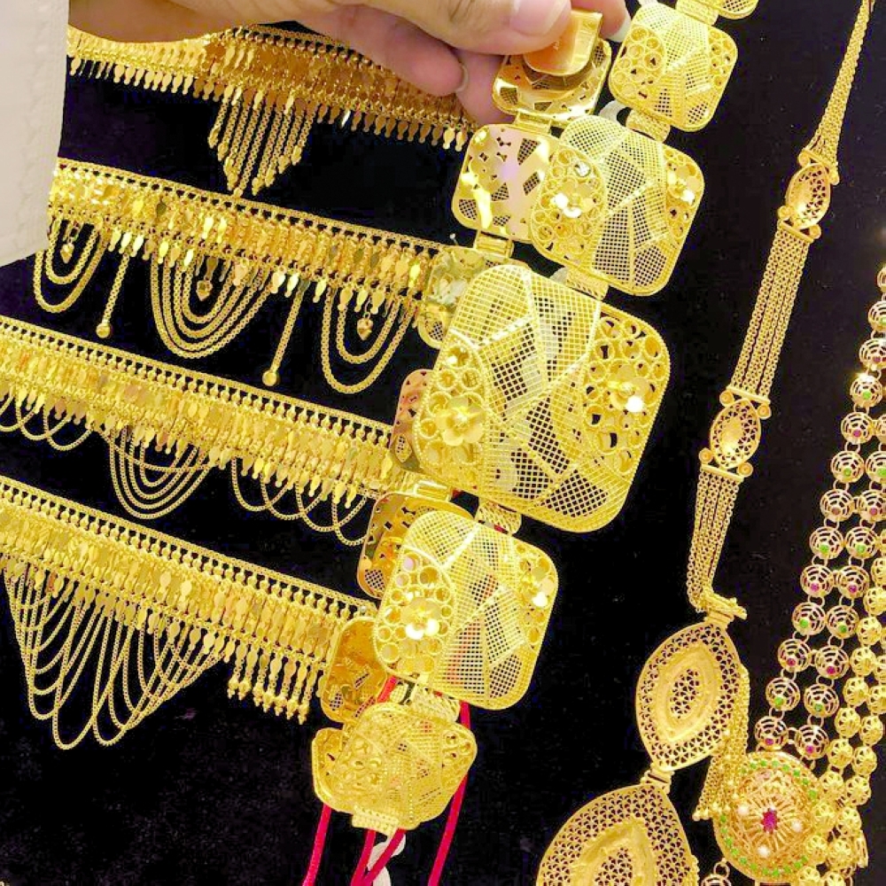 gold-prices-soften-oman-observer