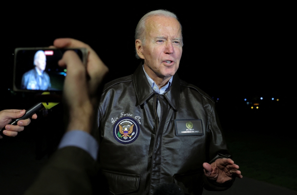 As Biden turns 80, Americans ask 'What's too old?' - Oman Observer