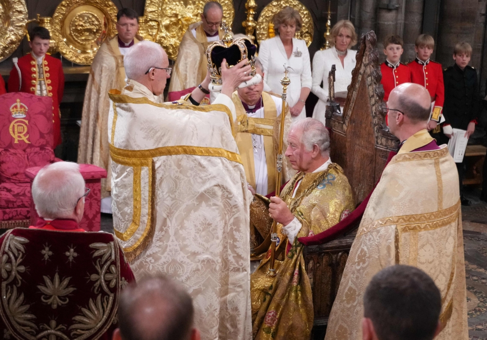 King Charles III crowned at London's Westminster Abbey - Oman Observer